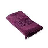Ręcznik żakardowy w kolorze ciemnofioletowym z ozdobnym strzępieniem na końcach 30x50 cm
