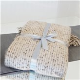 Miękki pled moherowy w brązowo-beżowym kolorze