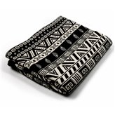 Koc dwustronny w etniczne wzory