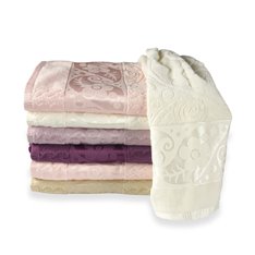 Ręcznik żakardowy w kolorze beżowym 50x90 cm