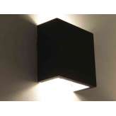 Lampa ścienna Essenzialed Cub8