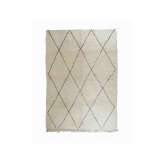 Prostokątny, wełniany dywanik o długim włosiu z geometrycznymi kształtami Afolki Beni Ourain TAA1140BE