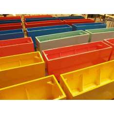 Niestandardowy prostokątny kwietnik Atelier So Green COLORFUL PLANTERS WITH ROUNDED CORNERS