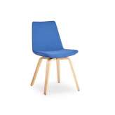 Krzesło z tkaniny z nogami ze sklejki B&T Design Pera PLYWOOD