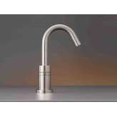 Bateria hydroprogresywna natynkowa z obrotową wylewką Ceadesign Gradi 04
