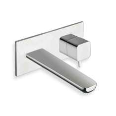 Jednouchwytowa bateria umywalkowa ścienna Cristina Rubinetterie King CRIKG256