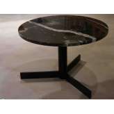Okrągły marmurowy stolik kawowy z trójramienną podstawą Dadra Boggie