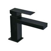 Jednouchwytowa bateria umywalkowa lakierowana Daniel Rubinetterie Skyline Dekora Sense