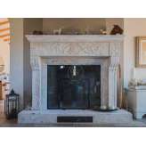 Kominek z kamienia naturalnego montowany na ścianie Gh Lazzerini Fireplace 22