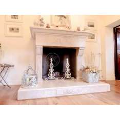 Kominek z kamienia naturalnego montowany na ścianie Gh Lazzerini Fireplace 4