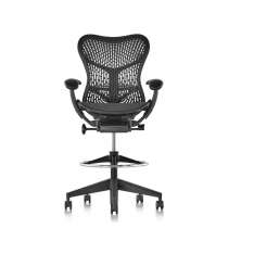 Ergonomiczny polimerowy stołek biurowy Triflex Herman Miller Mirra 2