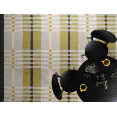 Dywanik z geometrycznymi kształtami Kasthall TWEED