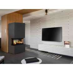 Stalowy kominek opalany drewnem z panoramiczną szybą Kratki HOME EASY BOX