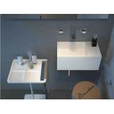 Kwadratowa umywalka wisząca Solid Surface MOMA Design CUBANITO