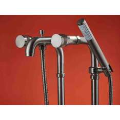 Stojąca na podłodze zewnętrzna bateria wannowa z główką prysznicową Officina Nicolazzi Khady 2402NKNRG21 + 5573NKN