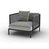 Metalowy fotel ogrodowy tapicerowany z podłokietnikami Piermaria Garden armchair