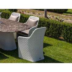 Krzesło ogrodowe z żywicy z podłokietnikami Samuele Mazza Outdoor Kenzia
