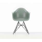 Vitra Eames Fiberglass Armchair DAR