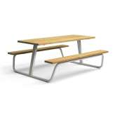 Vestre Berg Picnic table