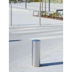Univers et Cité Vision Bollard