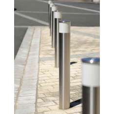 Univers et Cité Vision Bollard