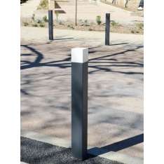 Univers et Cité Néo Bollard