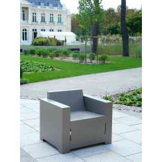 Univers et Cité Manoa Armchair