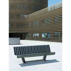 Univers et Cité Lia Bench