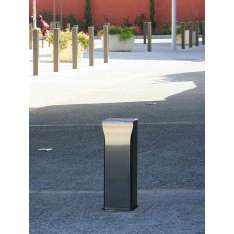 Univers et Cité Fusion Bollard