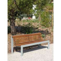 Univers et Cité Cinéo Bench