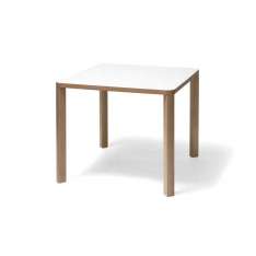 TON A.S. Santiago Dining Table