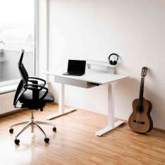 Radis Furniture Height-adjustable desk VISTA