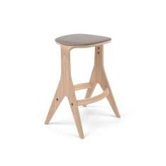 Poiat Lavitta Counter Stool 65 with Wool Upholstery – Oak