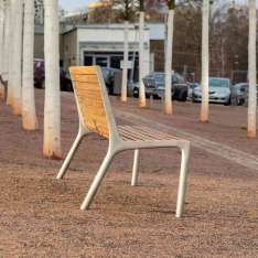 mmcité vltau | Park bench with backrest