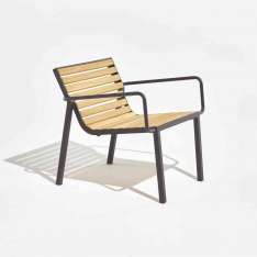 mmcité stack | armchair with backrest and armrests