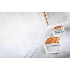 mmcité portiqoa | Stool