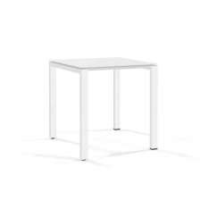 Manutti Trento low dining table