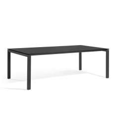 Manutti Trento low dining table