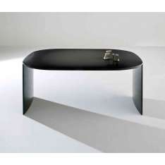 Laurameroni Poe | Desk