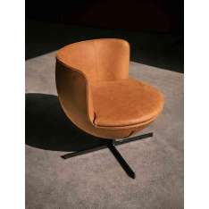 La manufacture Calice Armchair