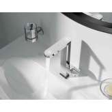 Grohe Plus Single-lever basin mixer 1/2" with temperature display M-Size