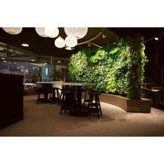 Greenworks Indoor Vertical Garden | Arlanda Lounge Swedavia Room