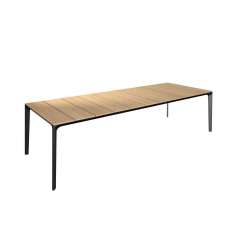 Gloster Furniture GmbH Carver Dining Table