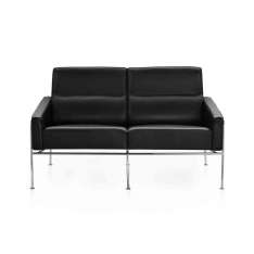 Fritz Hansen Series 3300™ | 3302