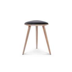 Fameg T-1609/46 stool