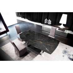 Erba Italia Nord dining table in marble