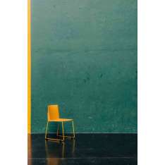 Enea Ema sledge chair with close backrest