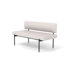 Derlot Crescent, Mid-back seat