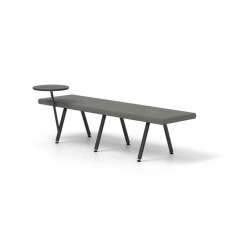 Derlot Autobahn, Bench with floating table