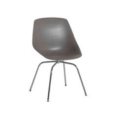 Atelier Pfister Wil Chair